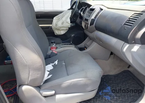 2007 Toyota Tacoma Prerunner V6 из США, поврежденный, VIN 3TMJU62N27M038843